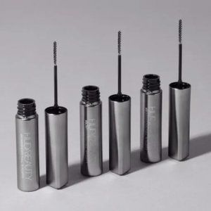 Huda Beauty #Bombbrows